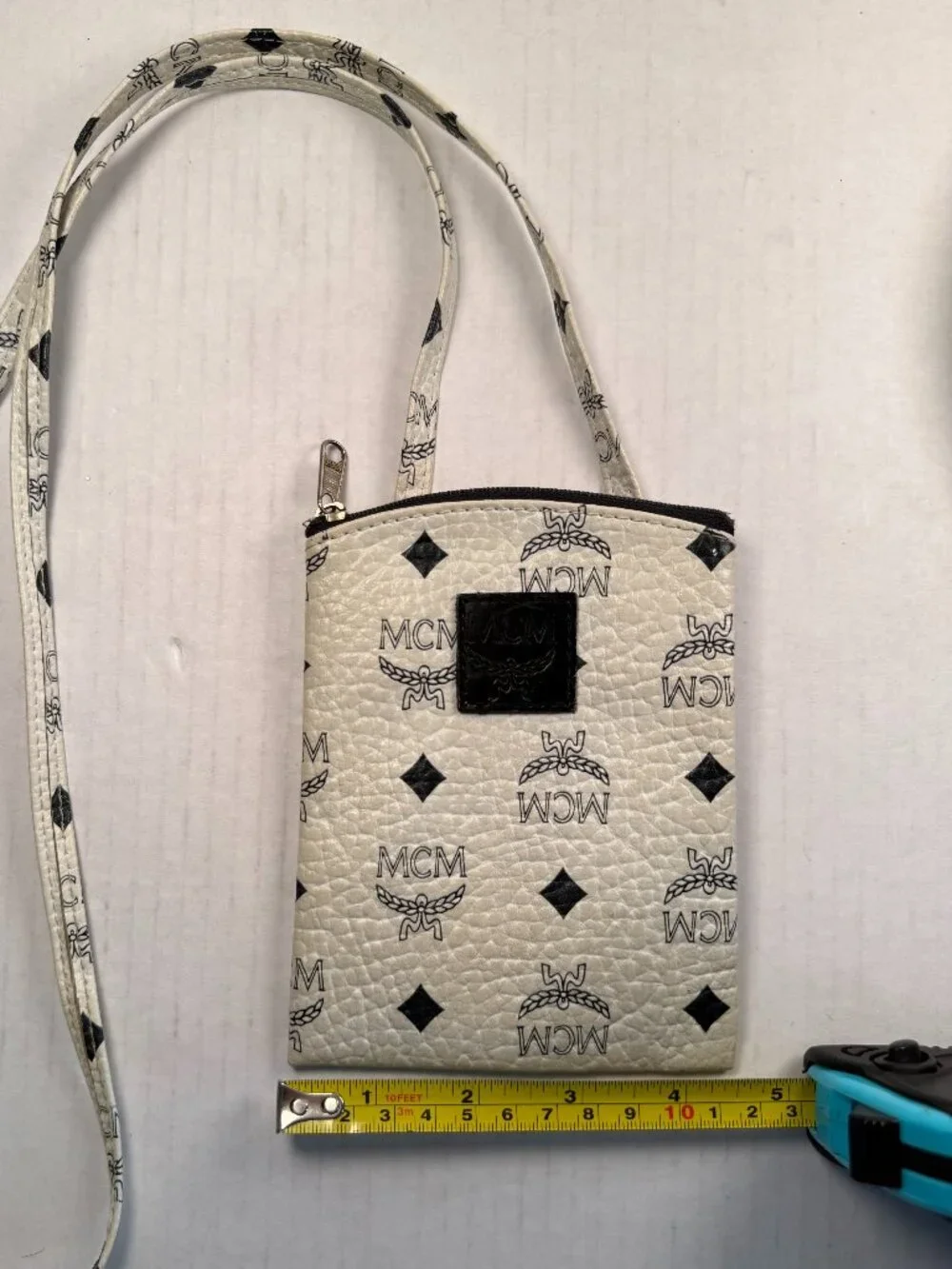 VINTAGE 80'S POUCH - Picture 5 of 5